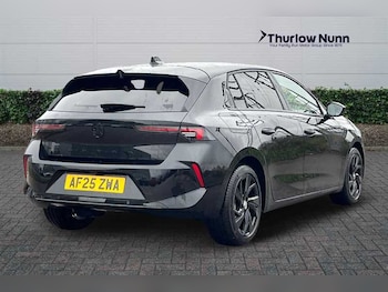 Used Vauxhall Astra 2025 for sale - 76390249: Photo