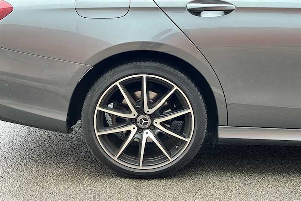 Used Mercedes-Benz E-Class 2020 for sale - 76168954: Photo 33