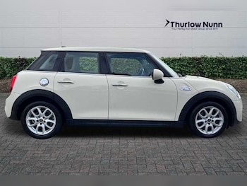 Used MINI Hatch 2019 for sale - 76773633: Photo
