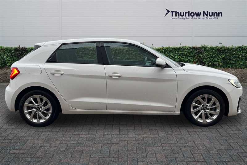 Used Audi A1 2022 for sale - 77146310: Photo 2