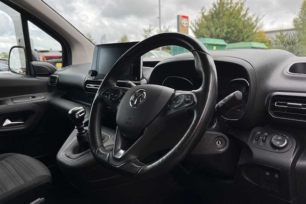 Used Vauxhall Combo Life 2022 for sale - 76204445: Photo 10