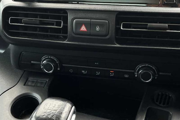 Used Vauxhall Combo Life 2022 for sale - 76204445: Photo 15