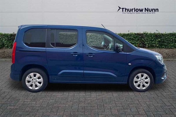 Used Vauxhall Combo Life 2022 for sale - 76204445: Photo 2
