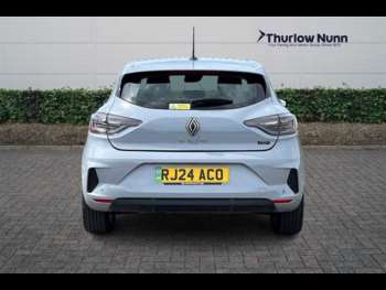 Used Renault Clio 2024 for sale - 74801262: Photo