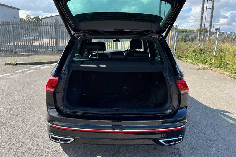 Used Volkswagen Tiguan 2024 for sale - 76062412: Photo 24