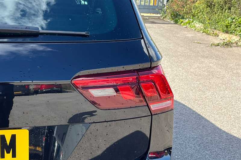 Used Volkswagen Tiguan 2024 for sale - 76062412: Photo 29