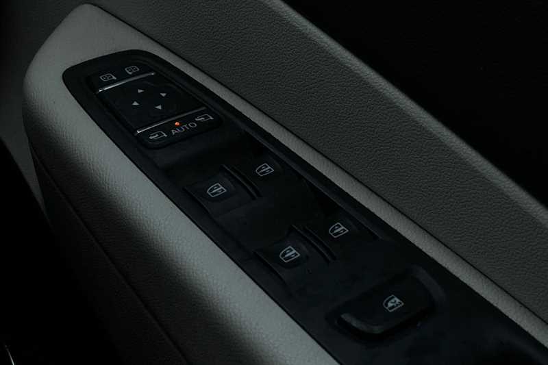 Used Renault Captur 2019 for sale - 76705773: Photo 16