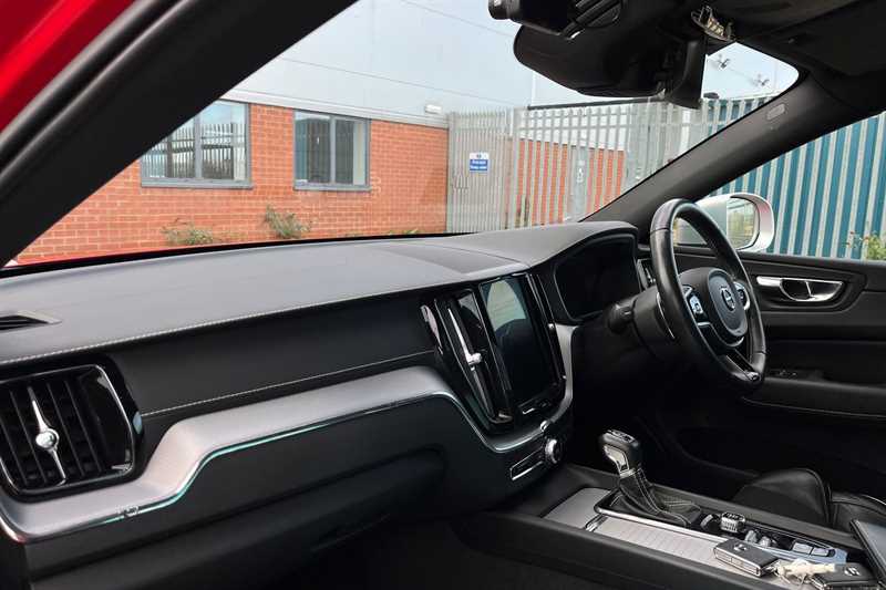 Used Volvo XC60 2018 for sale - 76074717: Photo 13