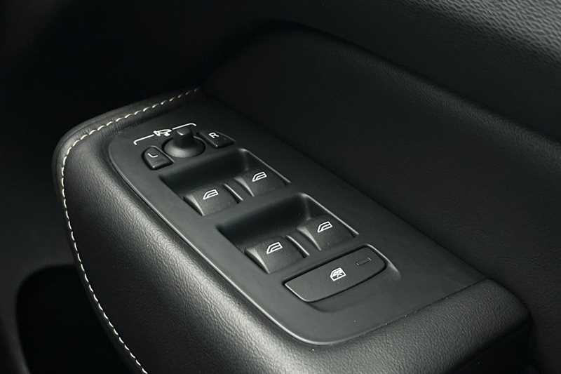 Used Volvo XC60 2018 for sale - 76074717: Photo 16