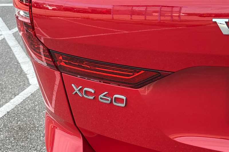 Used Volvo XC60 2018 for sale - 76074717: Photo 26
