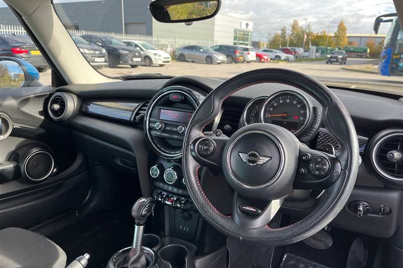 Used MINI Hatch 2015 for sale - 76372647: Photo 12
