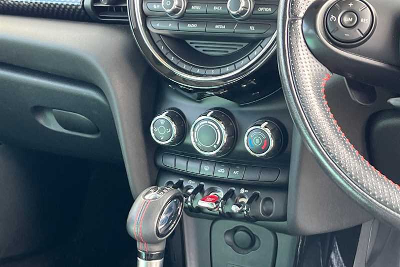 Used MINI Hatch 2015 for sale - 76372647: Photo 14