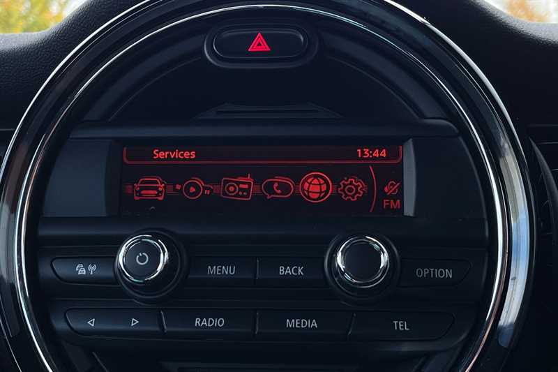 Used MINI Hatch 2015 for sale - 76372647: Photo 18