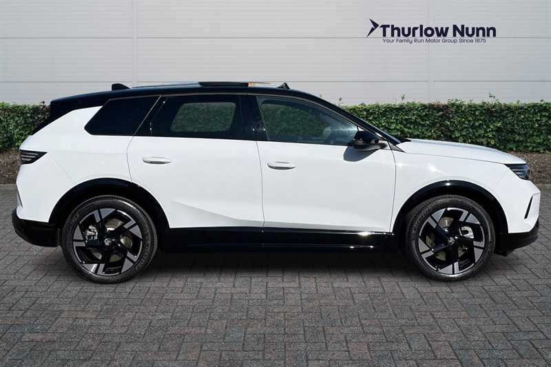 Used Vauxhall Grandland 2025 for sale - 76381592: Photo 2