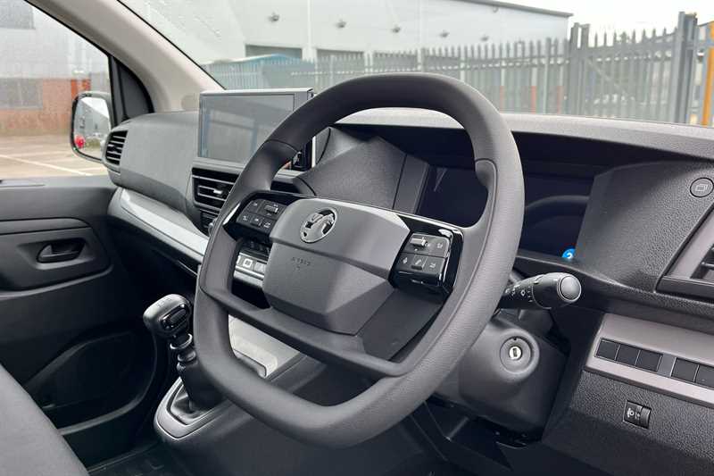 Used Vauxhall Vivaro 2025 for sale - 77146009: Photo 10