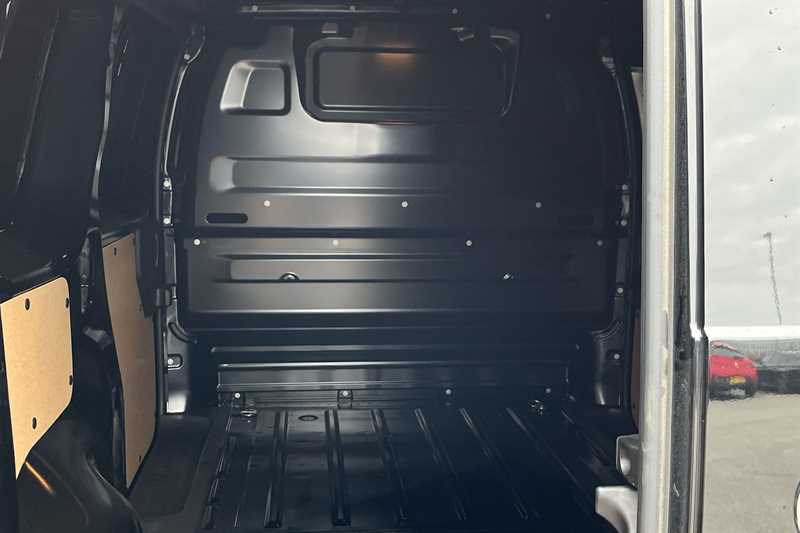 Used Vauxhall Vivaro 2025 for sale - 77146009: Photo 24