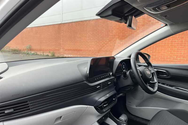 Used Hyundai i20 2023 for sale - 76552630: Photo 13