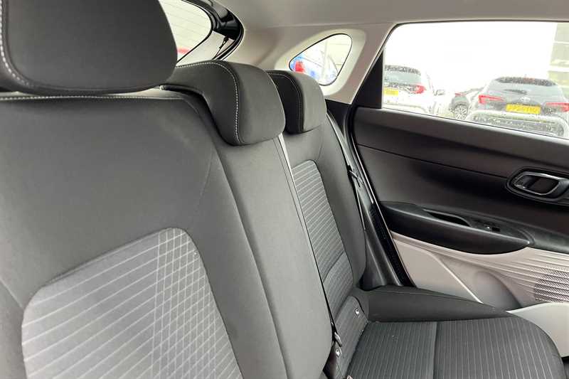 Used Hyundai i20 2023 for sale - 76552630: Photo 23