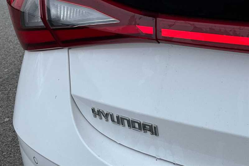 Used Hyundai i20 2023 for sale - 76552630: Photo 26