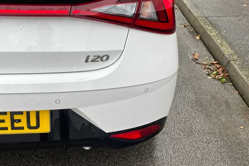 Used Hyundai i20 2023 for sale - 76552630: Photo 31
