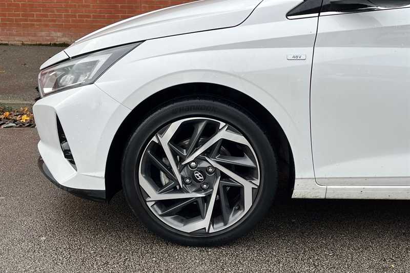 Used Hyundai i20 2023 for sale - 76552630: Photo 45