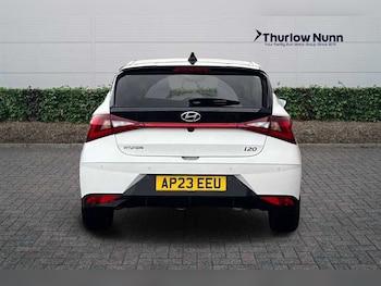 Used Hyundai i20 2023 for sale - 76552630: Photo