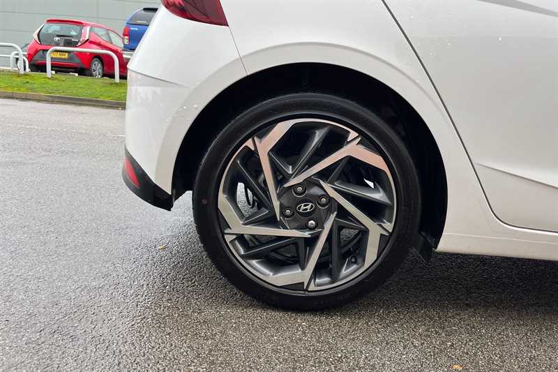 Used Hyundai i20 2023 for sale - 76552630: Photo 9