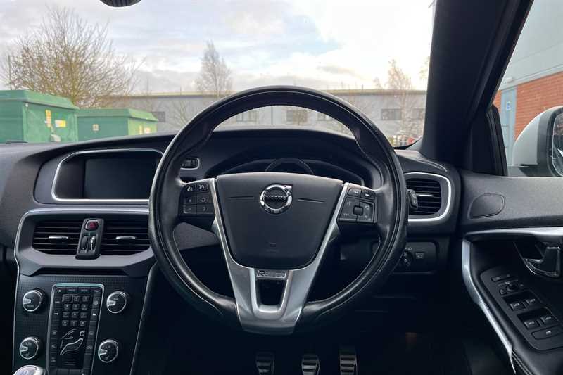 Used Volvo V40 2018 for sale - 77513229: Photo 11