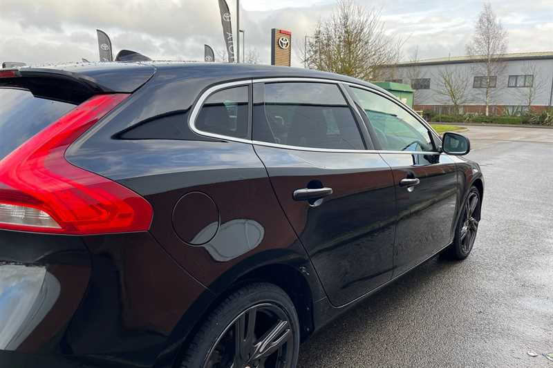 Used Volvo V40 2018 for sale - 77513229: Photo 33