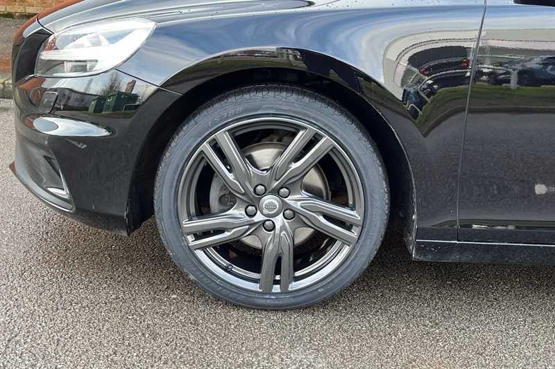 Used Volvo V40 2018 for sale - 77513229: Photo 46