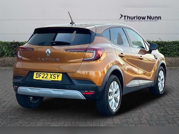 Used Renault Captur 2022 for sale - 76034171: Photo