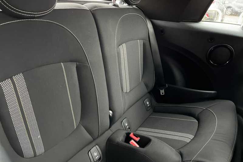 Used MINI Convertible 2019 for sale - 76967083: Photo 23