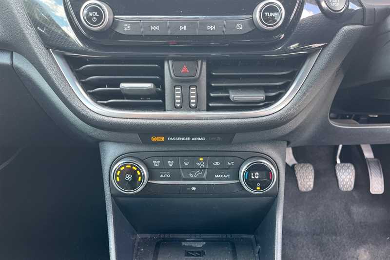 Used Ford Fiesta 2020 for sale - 76140708: Photo 38