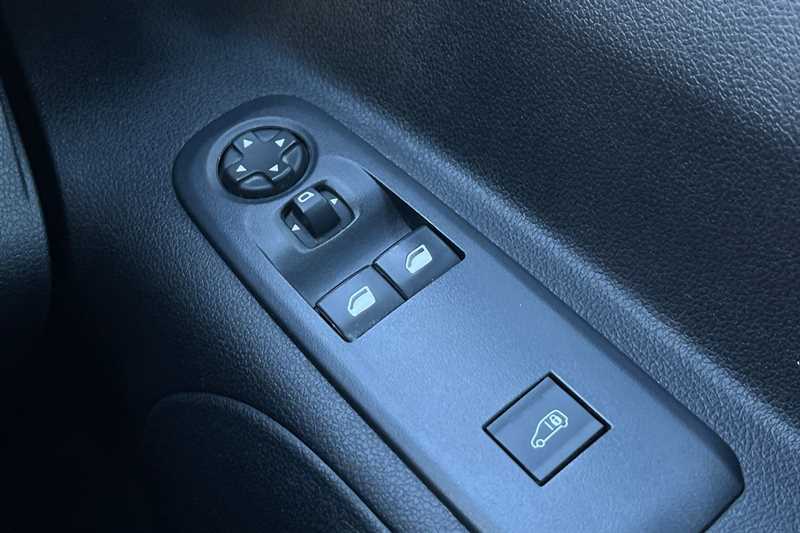 Used Vauxhall Combo 2022 for sale - 76788529: Photo 16