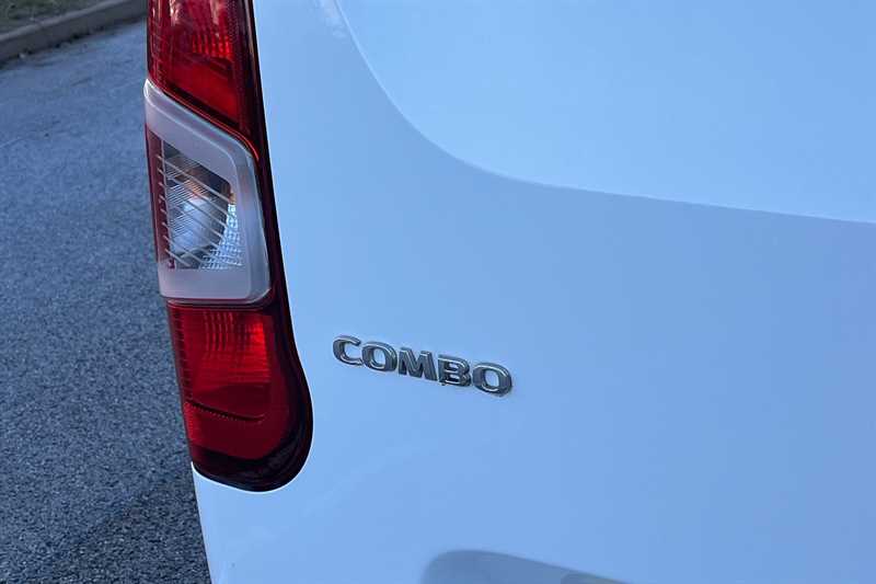 Used Vauxhall Combo 2022 for sale - 76788529: Photo 26
