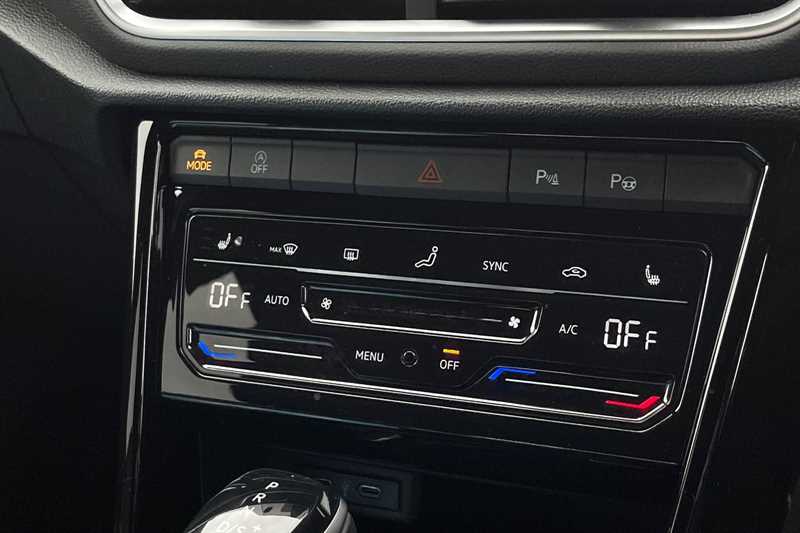 Used Volkswagen T-Roc 2023 for sale - 76420554: Photo 15