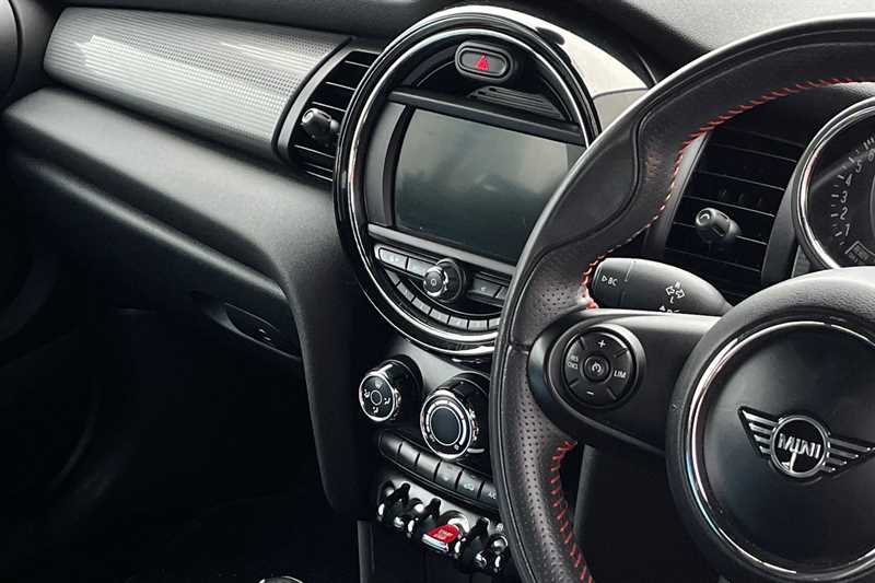 Used MINI Convertible 2019 for sale - 77146439: Photo 14