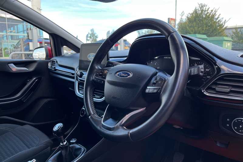 Used Ford Fiesta 2017 for sale - 76112569: Photo 10