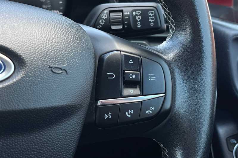 Used Ford Fiesta 2017 for sale - 76112569: Photo 22