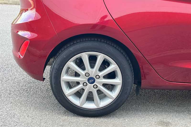 Used Ford Fiesta 2017 for sale - 76112569: Photo 33
