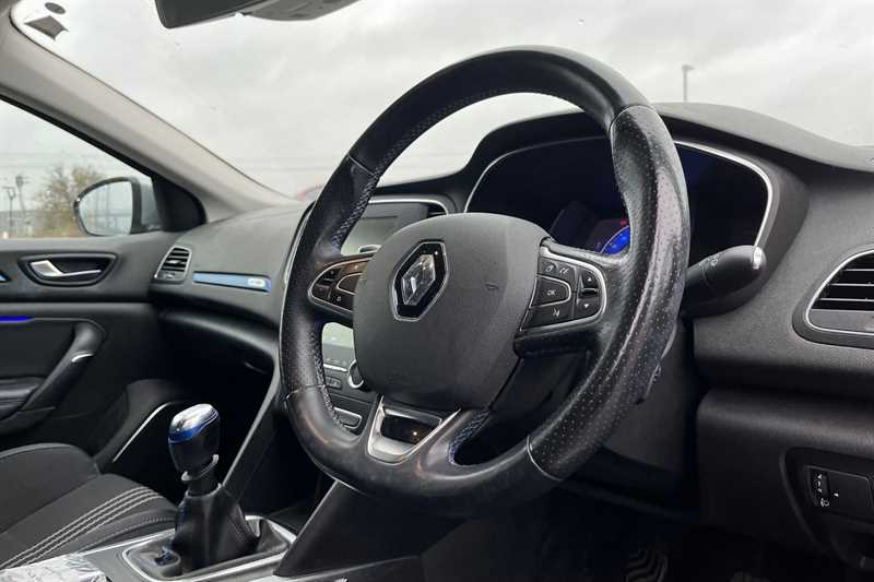 Used Renault Megane 2018 for sale - 76773639: Photo 10