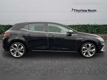 Used Renault Megane 2018 for sale - 76773639: Photo