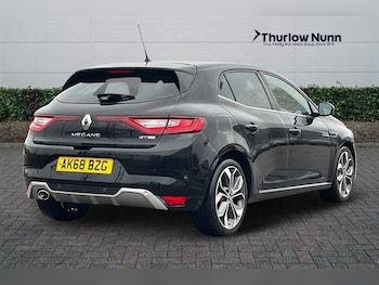 Used Renault Megane 2018 for sale - 76773639: Photo