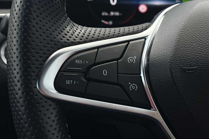 Used Renault Captur 2024 for sale - 76074725: Photo 21