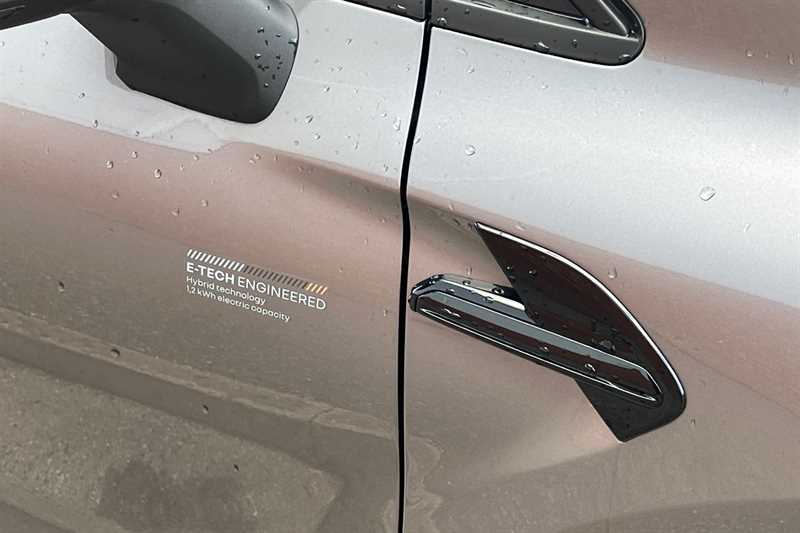 Used Renault Captur 2024 for sale - 76074725: Photo 38