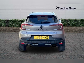 Used Renault Captur 2024 for sale - 76074725: Photo