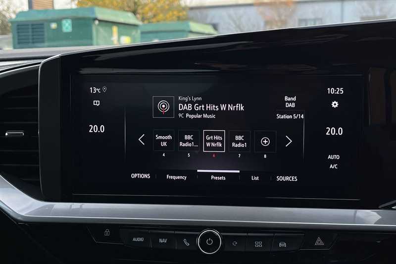 Used Vauxhall Mokka Electric 2025 for sale - 76390255: Photo 17