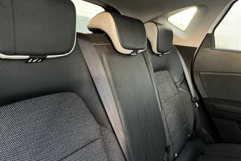 Used Renault Captur 2021 for sale - 76328465: Photo 23