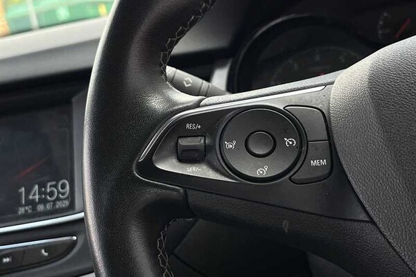 Used Vauxhall Crossland 2022 for sale - 75248527: Photo 21