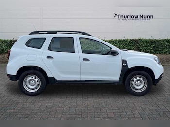 Used Dacia Duster 2022 for sale - 76204365: Photo